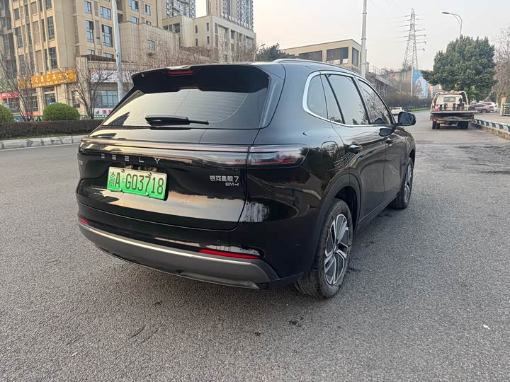 Фото 9 - Geely Galaxy Starship 7