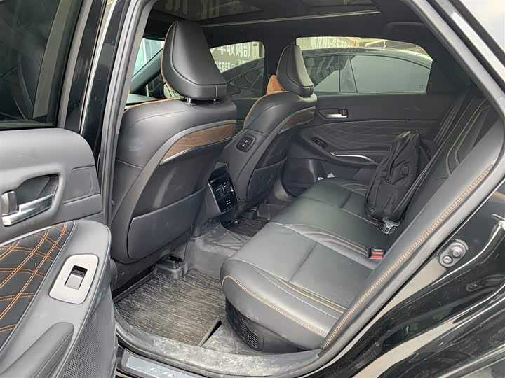 Photo 5 - Toyota Avalon