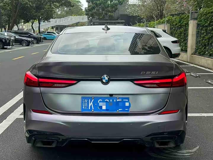 Photo 4 - BMW 2 Series