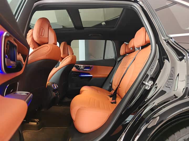 Фото 9 - Mercedes-Benz GLC-Class