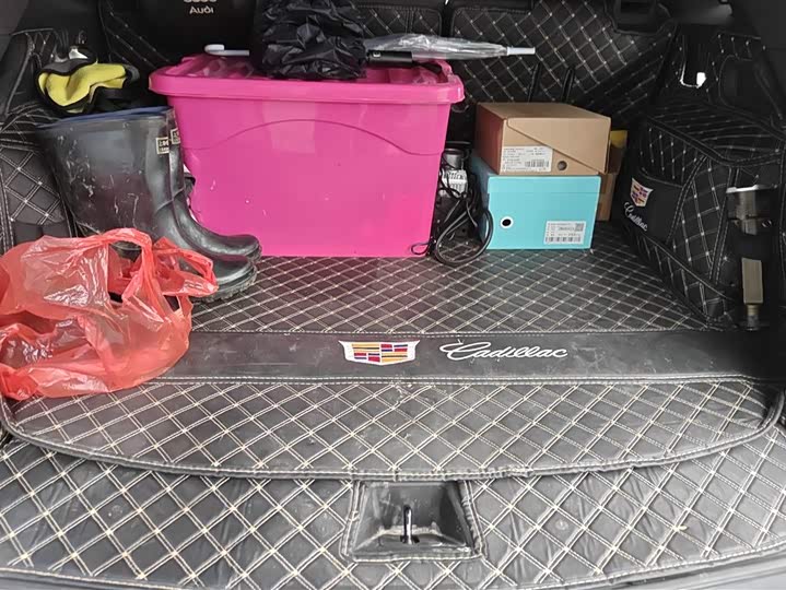 Фото 4 - Cadillac XT5