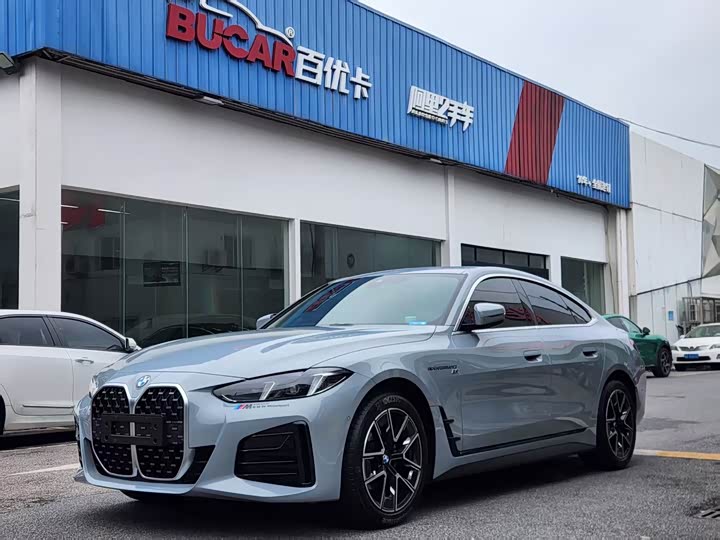 Photo 1 - BMW 4 Series