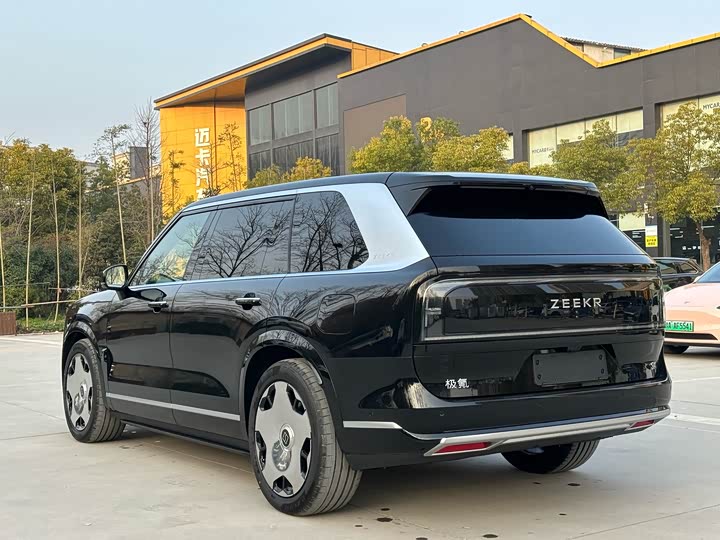 Фото 3 - Zeekr 9X