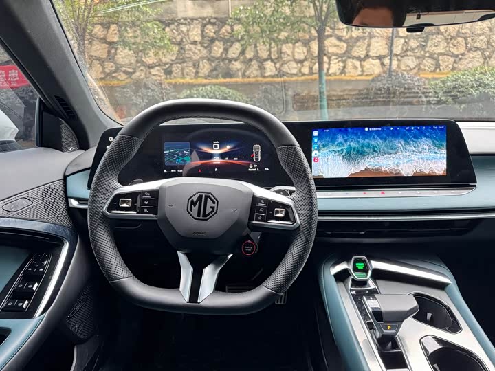 Фото 9 - MG Motor 7