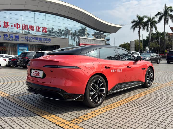 Фото 8 - Avatr 06