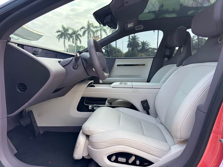 Фото 9 - Avatr 06