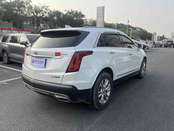 Фото 5 - Cadillac XT5