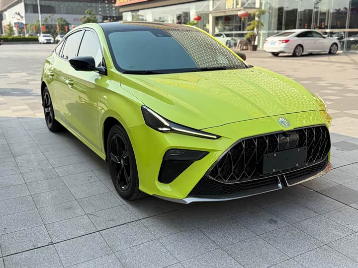 Фото 1 - MG Motor 5 Scorpio