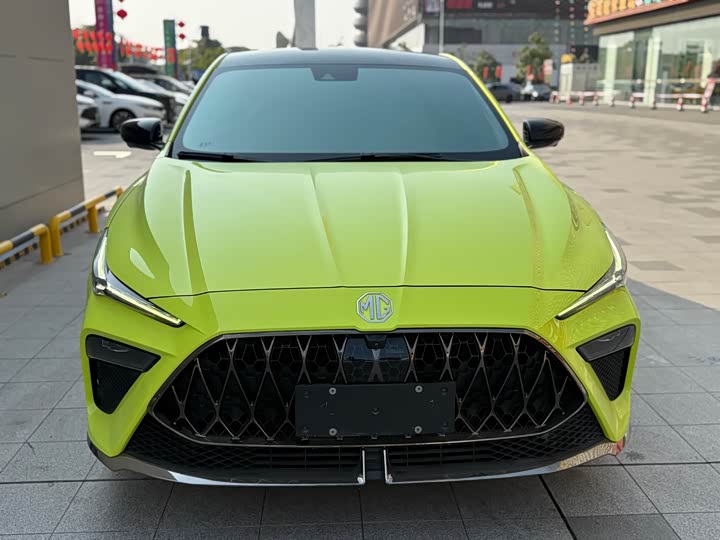 Фото 2 - MG Motor 5 Scorpio