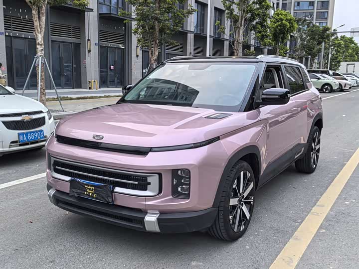 Фото 1 - Geely Icon