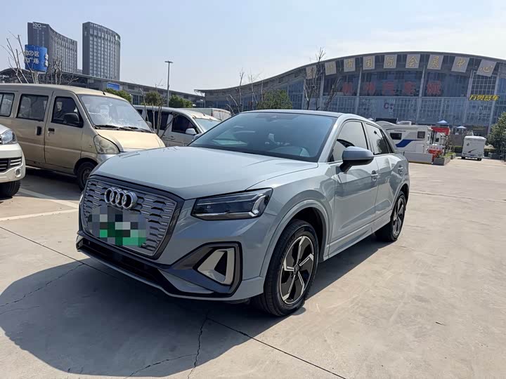 Фото 2 - Audi Q2L e-tron