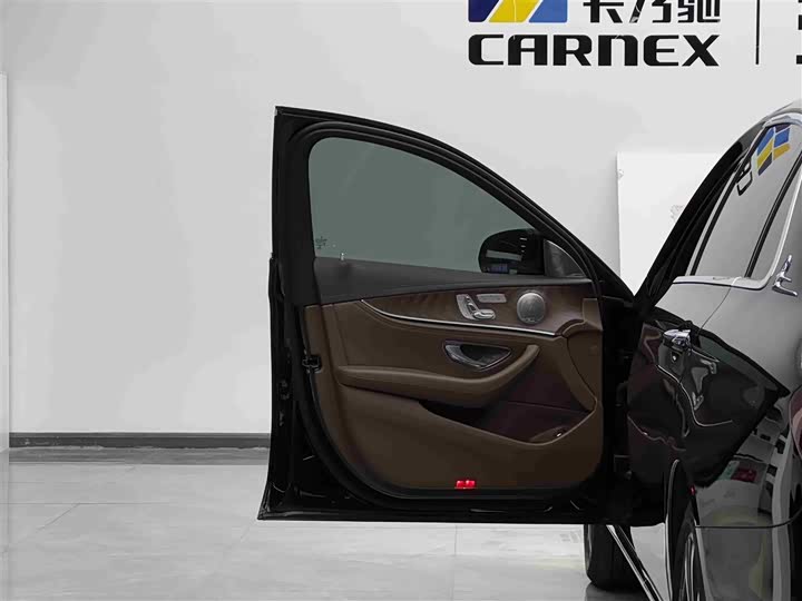 Фото 5 - Mercedes-Benz E-Class Hybrid