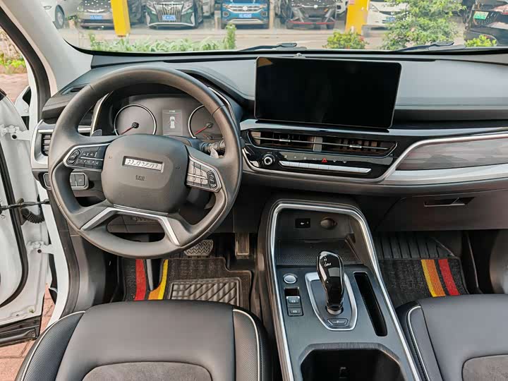 Фото 9 - Haval H6