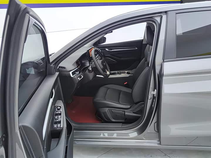 Фото 9 - Geely Emgrand