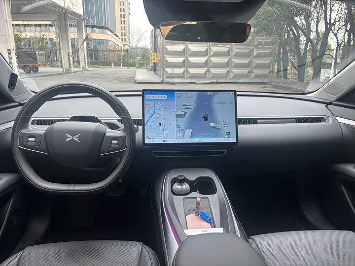 Фото 8 - XPeng Mona M03