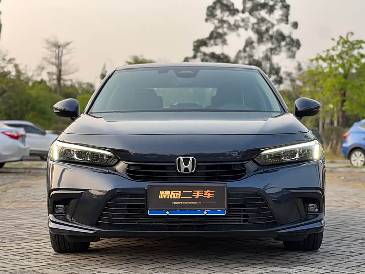 Фото 2 - Honda Civic