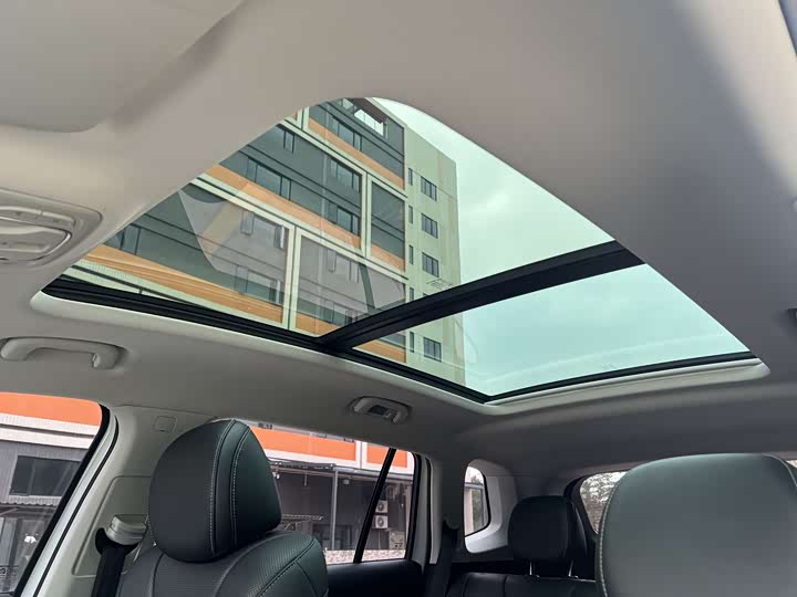 Photo 7 - Roewe RX5 Max