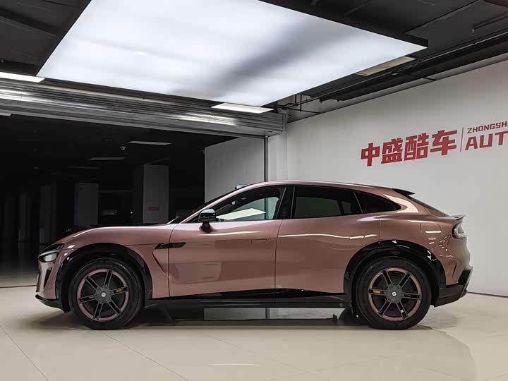 Фото 3 - Xiaomi YU7