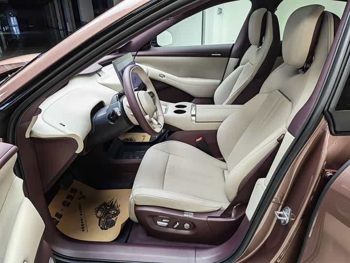 Фото 7 - Xiaomi YU7