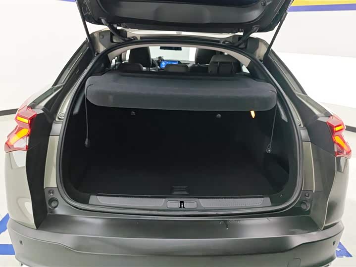 Фото 4 - Citroen C5 X