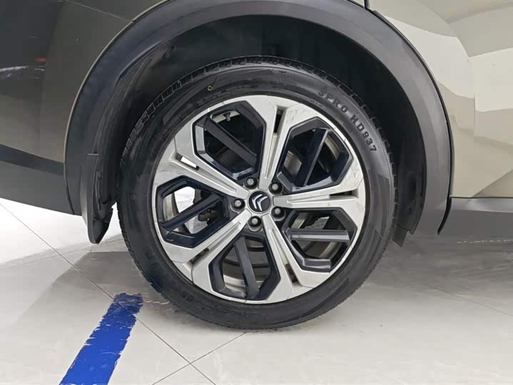 Фото 6 - Citroen C5 X