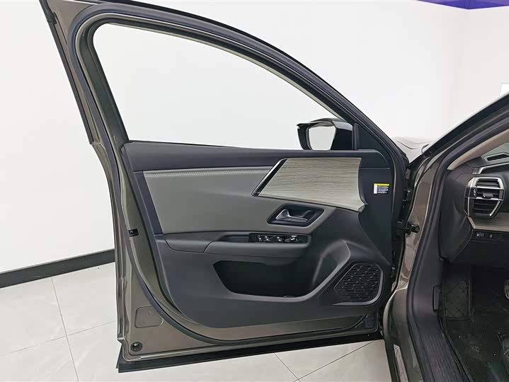 Фото 7 - Citroen C5 X