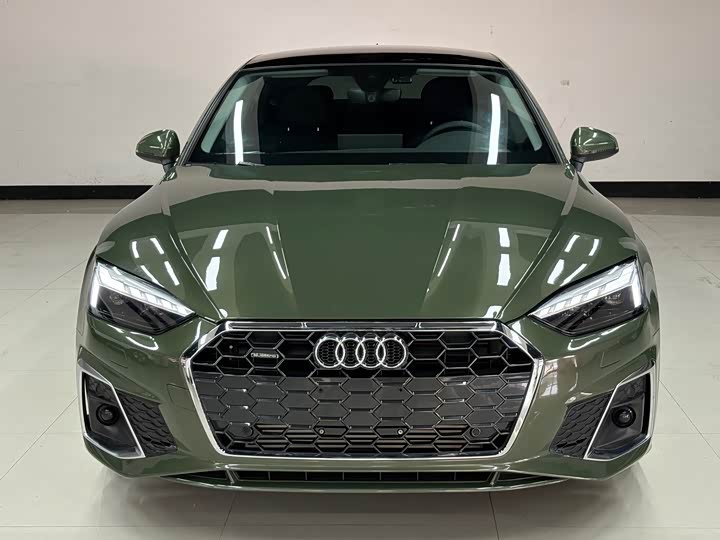 Photo 2 - Audi A5