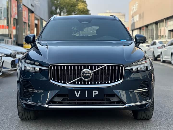 Фото 2 - Volvo XC60