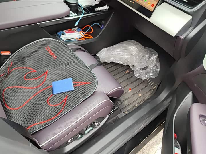 Photo 8 - Mazda EZ-60