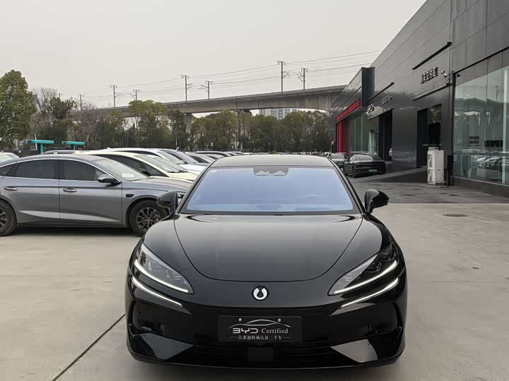 Фото 2 - Denza Z9