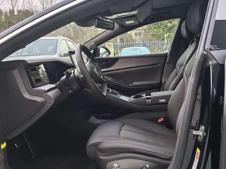 Фото 7 - Denza Z9