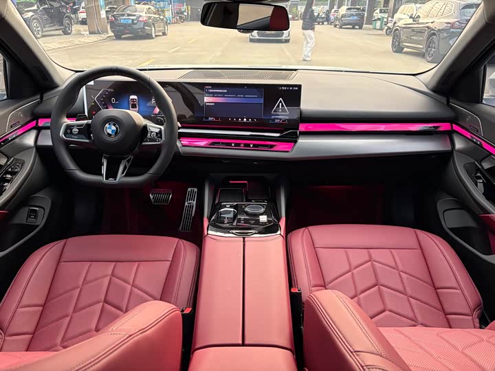 Фото 8 - BMW 5 Series