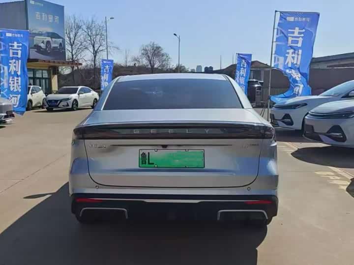 Фото 4 - Geely Galaxy L6