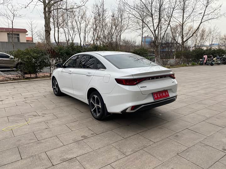 Photo 6 - Geely Emgrand L