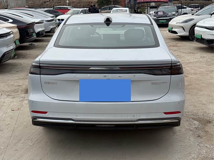 Фото 5 - Geely Galaxy A7