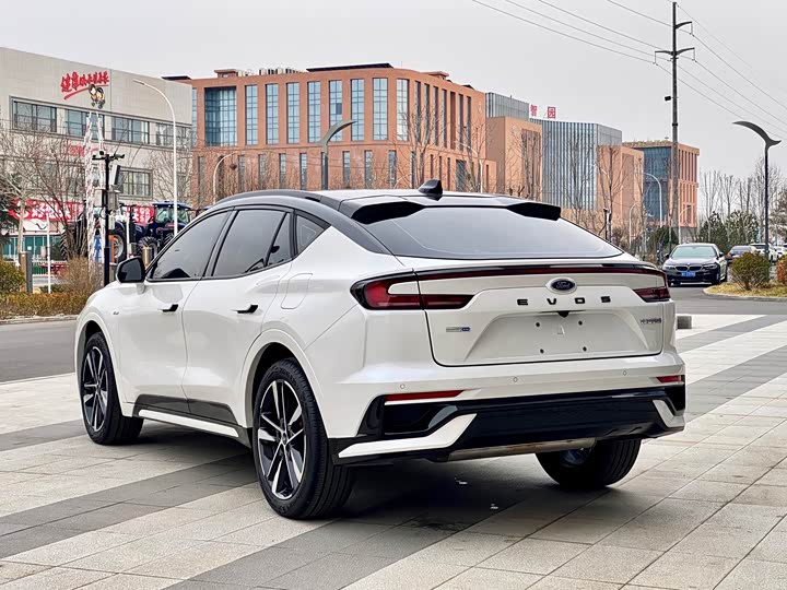 Фото 7 - Ford Mondeo Sport (Evos)