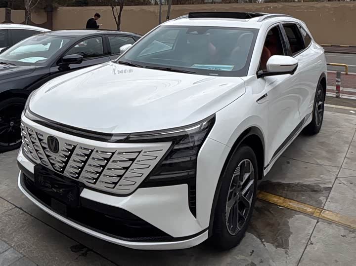 Photo 3 - Changan CS75 Plus