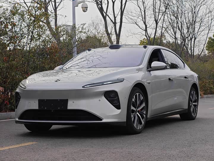 Фото 1 - Nio ET7