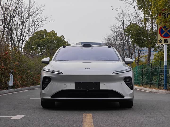 Фото 2 - Nio ET7