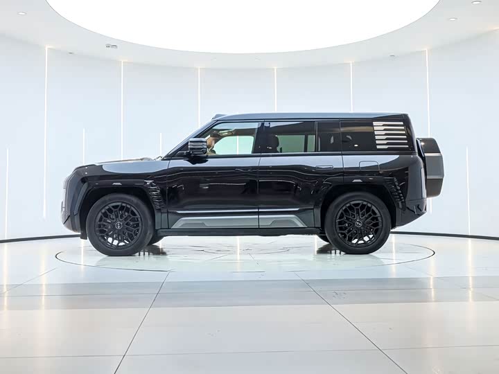 Photo 4 - BYD Yangwang U8