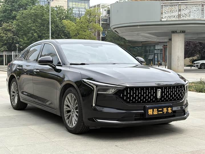 Фото 2 - Bestune B70