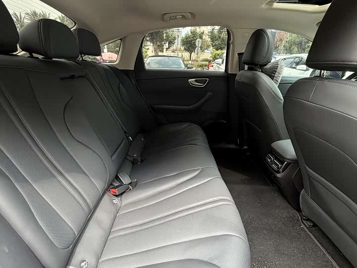 Фото 3 - Roewe D7