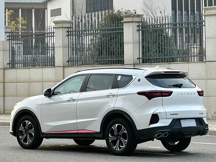 Фото 5 - Jetour X70