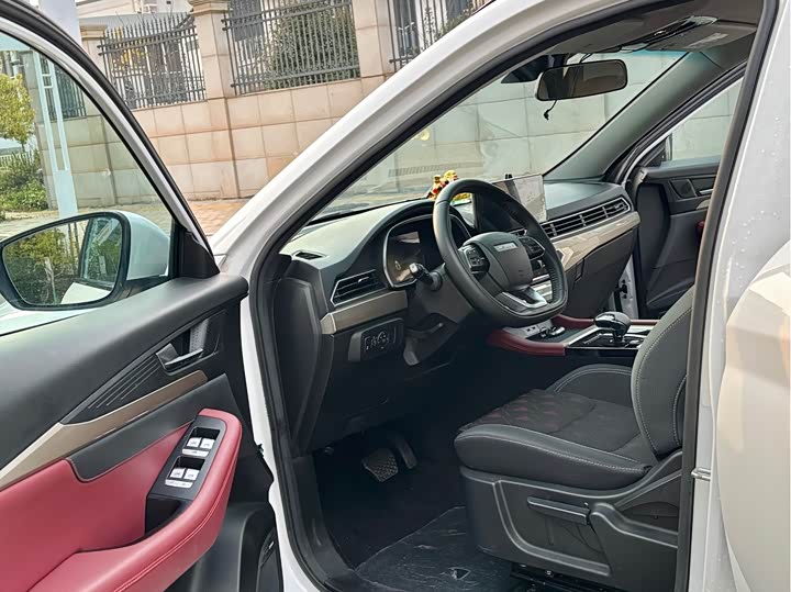 Фото 8 - Jetour X70