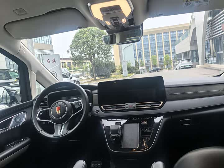 Фото 9 - Hongqi HQ9 Hybrid