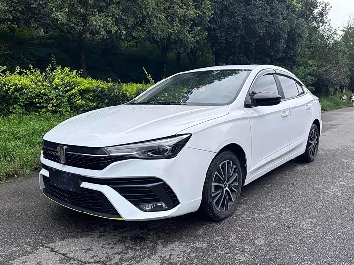 Фото 1 - Roewe i5