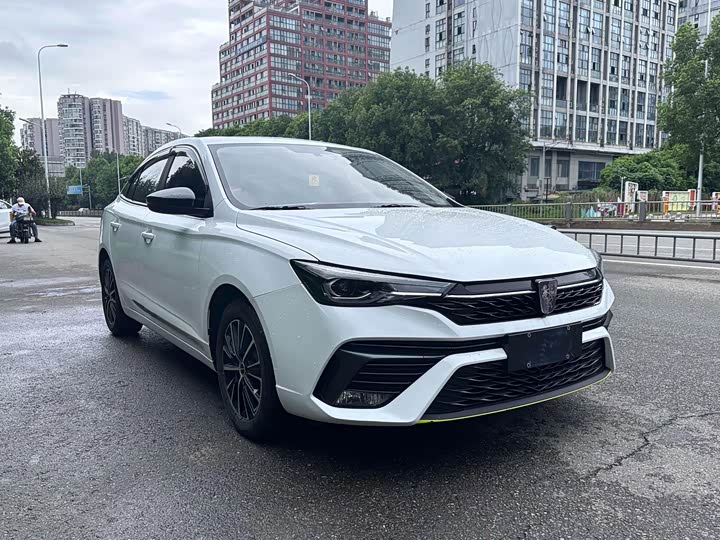 Фото 3 - Roewe i5