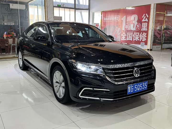 Фото 3 - Volkswagen Passat