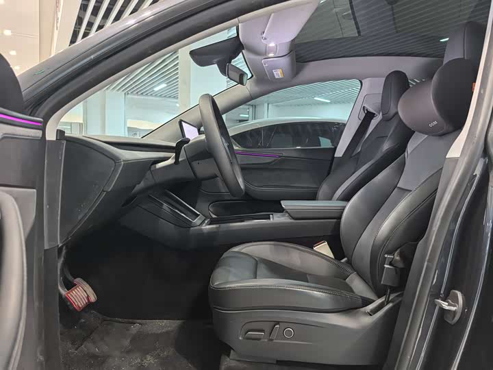 Фото 8 - Tesla Model Y