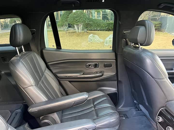 Фото 8 - Nio ES8